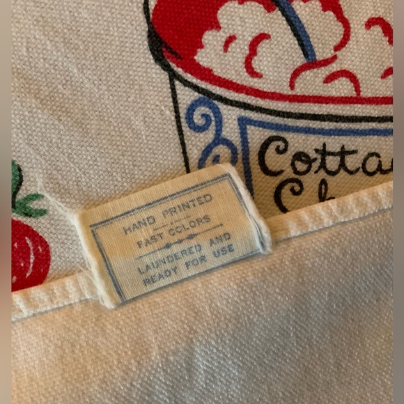 Vintage Dieting Fruit and Floral Tablecloth - Picture 13 of 14